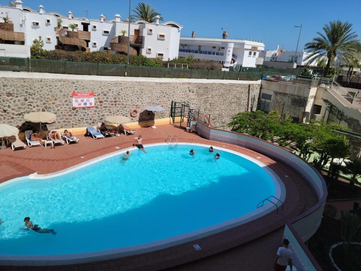 Ocean Front Cozy 2 Bedroom, 3 Beds Spacious- Netflix, Pool, Beach Lift & Fast Wifi Playa del Inglés Exterior foto